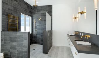 511 Ocean Ave, Newport, RI 02840