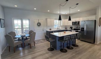 6227 E Sarver Ln, Argenta, IL 62501