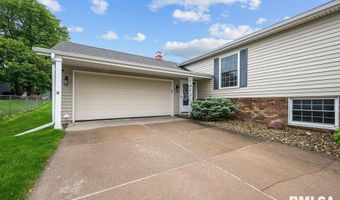 5803 LILLIE Ave, Davenport, IA 52806