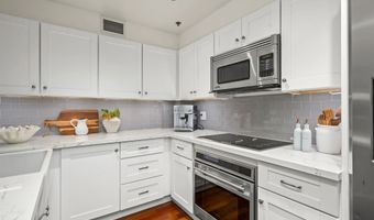 200 Harbor 2701, San Diego, CA 92101