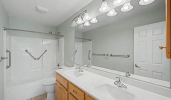 2821 Buckingham Ct, Ames, IA 50010