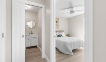 112 W Main St 4, Barnstable, MA 02630