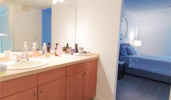 3625 N Country Club Dr 1004, Aventura, FL 33180