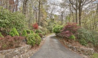 1620 Buckberry Dr N, Sapphire, NC 28774