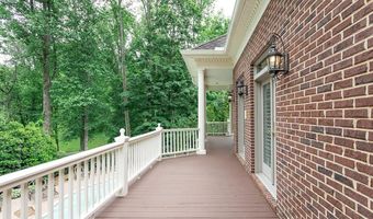 192 Lakeshore Dr, Albany, KY 42602