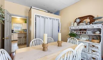 93 Whipple Ave, Cranston, RI 02920