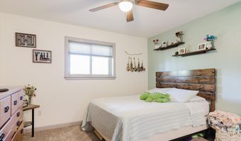 36 Old Railroad Dr, Alamogordo, NM 88310