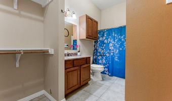 10863 La Vernia, Adkins, TX 78101