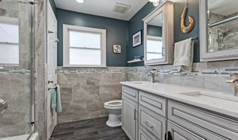 37 North St, Andover, NJ 07801