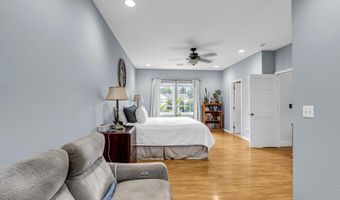 551 Chester Pkwy, Belford, NJ 07718