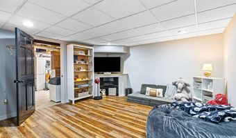 3 Cedar Hill Dr, Acushnet, MA 02743
