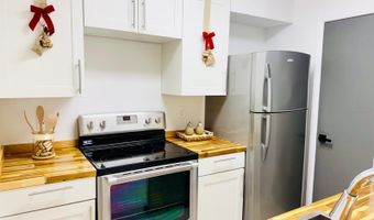 216 AFTON Sq 202, Altamonte Springs, FL 32714