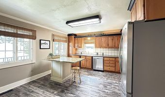 237 E Dahlstrom Ave, Appleton, MN 56208