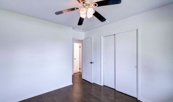 102 Highland Dr, Arkansas City, KS 67005