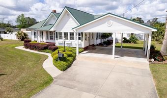 316 Fair St, Baxley, GA 31513