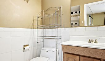 818 RUMPLE Ln, Addison, IL 60101