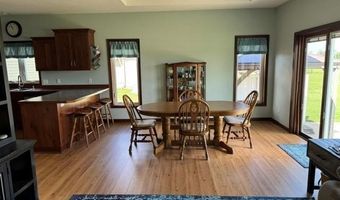 1913 NE 13th Ave, Austin, MN 55912