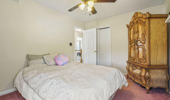 6 Huckleberry Ln, New Egypt, NJ 08533