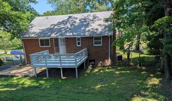 3601 CREST Dr, Annandale, VA 22003