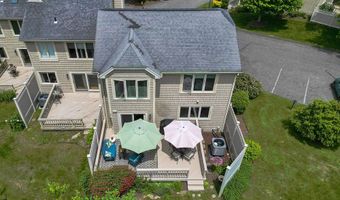 12 Boulevard Dr 35-186, Danbury, CT 06810