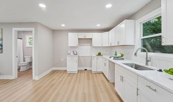 3059 E 8th Ave, Columbus, OH 43219