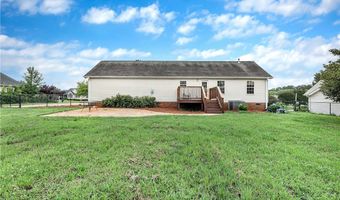 116 McClain Lake Dr, Anderson, SC 29625