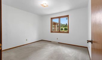 W2527 SKYVIEW Court, Appleton, WI 54915
