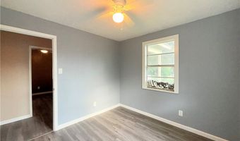 1010 Range St, Alice, TX 78332