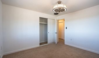 19080 E Indian Hills Dr, Black Canyon City, AZ 85324
