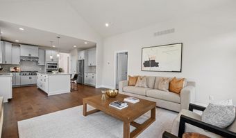 3048 N Spurway Dr, Ann Arbor, MI 48105