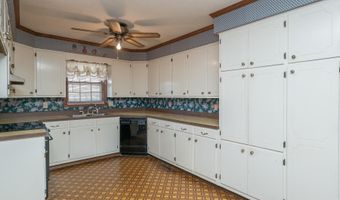 221 Greenland Rd, Anderson, SC 29626