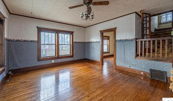 311 E Dover St, Appleton City, MO 64724