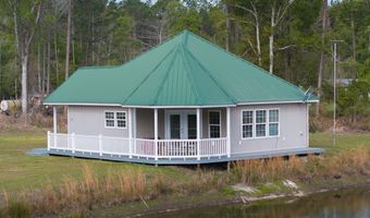 84 SATILLA CHURCH Rd, Baxley, GA 31513