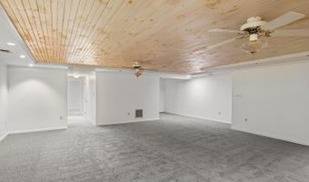 6105 GALLERY St, Bowie, MD 20720