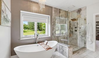 6040 White Ash Ct, Avon, IN 46123