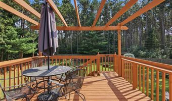 511 S Beach Dr, Altoona, WI 54720