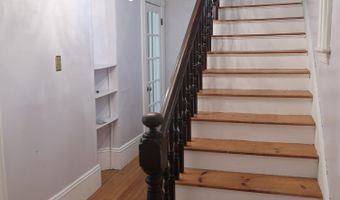 22 E Chestnut St, Augusta, ME 04330