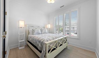 27 THIRD St, Beach Haven, NJ 08008