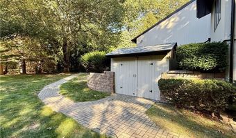 280 W Reach Dr, Jamestown, RI 02835