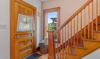 49 Hill St, Barre, VT 05641