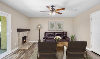 201 Foussat Rd, Oceanside, CA 92054