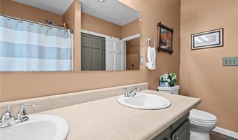 14 Jackson Schoolhouse Rd, Glocester, RI 02814