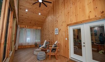 4978 S 11th Rd, Aldrich, MO 65601