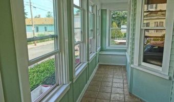 67 Hall Ave, Newport, RI 02840