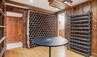 2620 FORT SCOTT Dr, Arlington, VA 22202