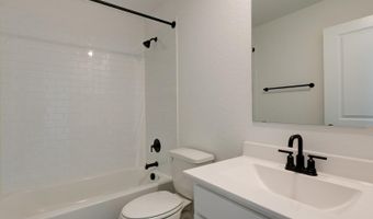 226 Brood Dr, Adkins, TX 78101