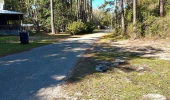 182 Smith Rd, Apalachicola, FL 32320