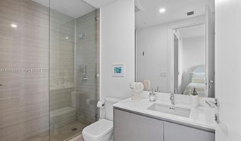 3250 NE 188th St 904, Aventura, FL 33180