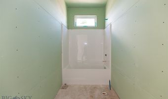 500 Spaniel Ln, Belgrade, MT 59714
