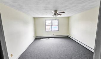 17 Public St, East Providence, RI 02914